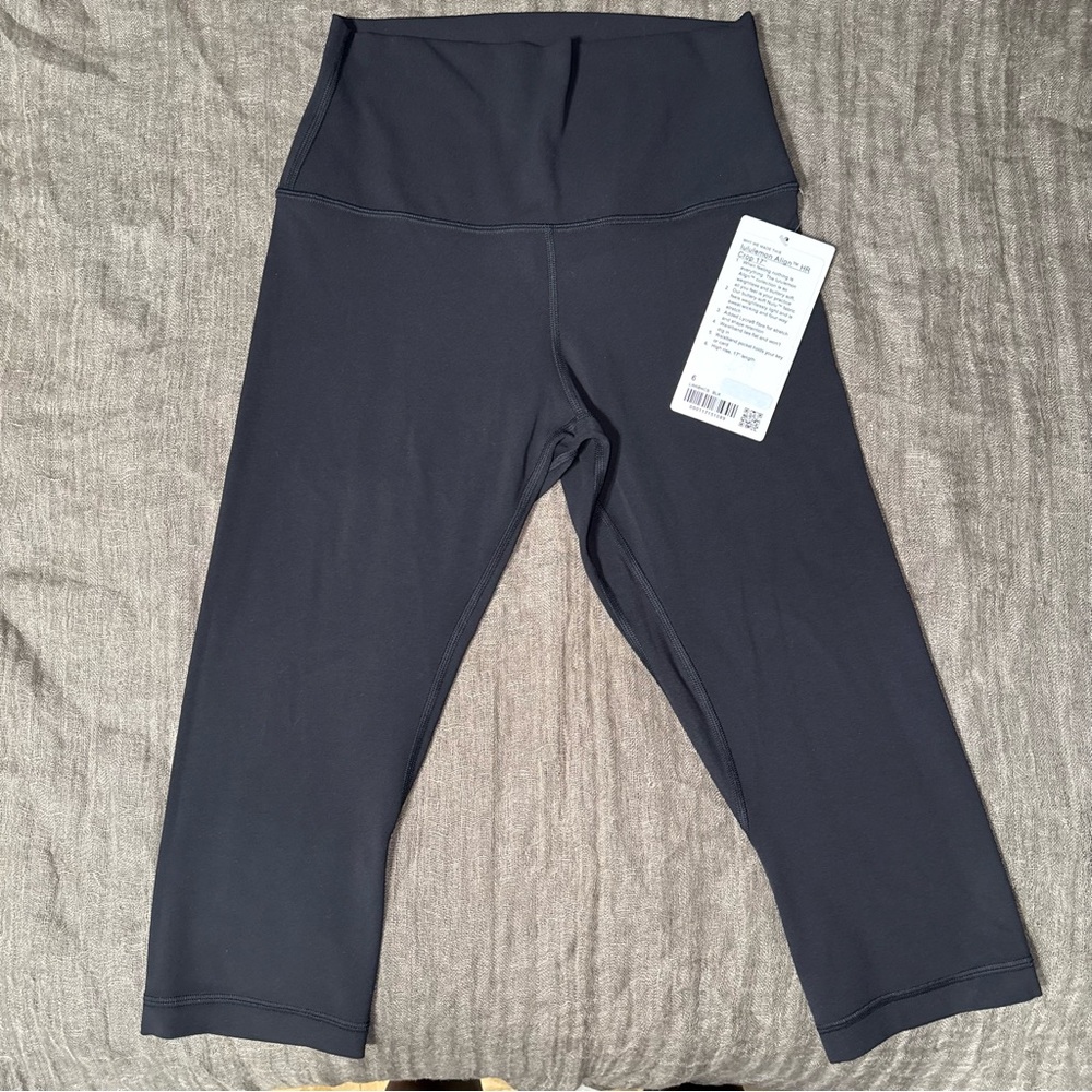 Lululemon Black Cropped Align Leggings 17” (NWT)